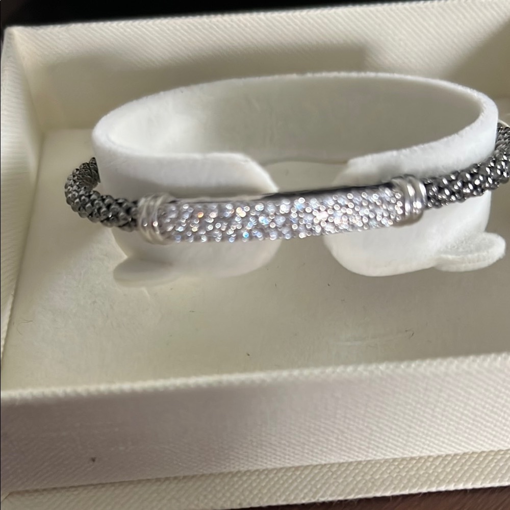 Elegant Silver Crystal Pavé Bracelet
